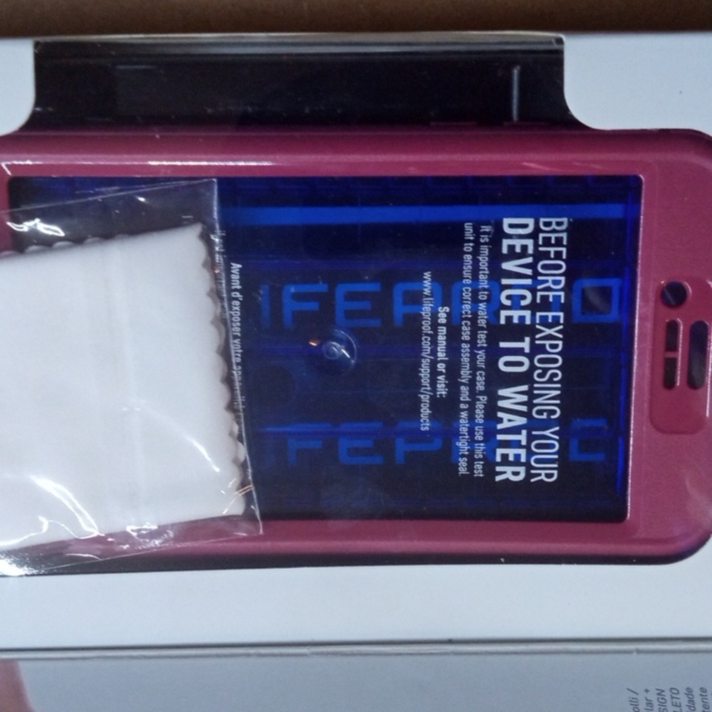 Phone case - Picture 5 of 8